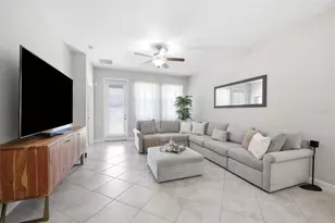 9927 Ivory Dr, Ruskin, FL 33573 - Photo 5