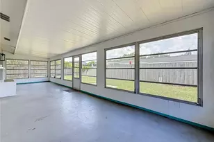 1405 Overcash Dr, Dunedin, FL 34698 - Photo 31