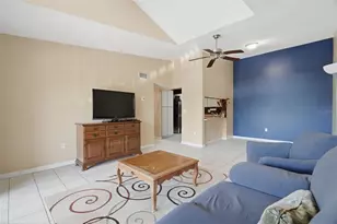 1182 Pine Ridge Cir W, Tarpon Springs, FL 34688 - Photo 17