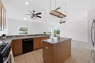 14722 Heronglen Dr, Lithia, FL 33547 - Photo 11