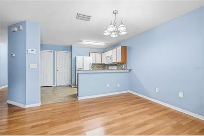 8431 Edgewater Place Boulevard, Tampa, FL 33615 - Photo 9