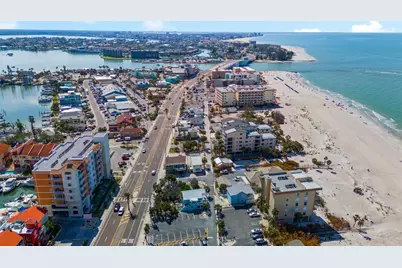 13062 Gulf Boulevard, Madeira Beach, FL 33708 - Photo 25