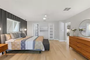 2061 Michigan Ave NE, Saint Petersburg, FL 33703 - Photo 17