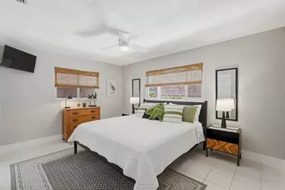2061 Michigan Avenue NE, Saint Petersburg, FL 33703 - Photo 23