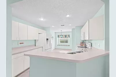 830 McCallister Avenue, Sun City Center, FL 33573 - Photo 5
