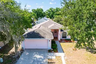 1914 Woodcut Dr, Lutz, FL 33559 - Photo 3