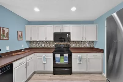 4582 Limerick Drive, Tampa, FL 33610 - Photo 11