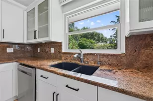 461 Ponce De Leon Blvd, Belleair, FL 33756 - Photo 9