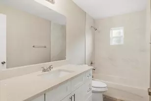 2810 6th St S, Saint Petersburg, FL 33705 - Photo 19