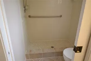 2001 Dover Ct, Oldsmar, FL 34677 - Photo 27