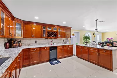 8318 Drycreek Drive, Tampa, FL 33615 - Photo 31