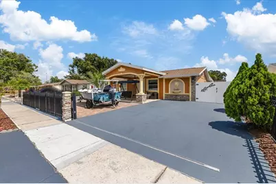 8318 Drycreek Drive, Tampa, FL 33615 - Photo 35