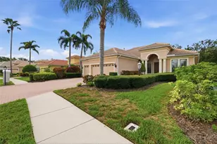 13860 Siena Loop, Bradenton, FL 34202 - Photo 5