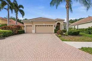 13860 Siena Loop, Bradenton, FL 34202 - Photo 3