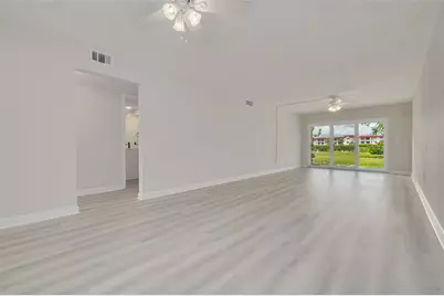 4550 Overlook Drive NE #155, Saint Petersburg, FL 33703 - Photo 7