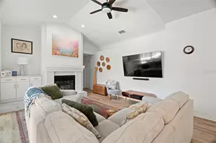 10516 Rochester Way, Tampa, FL 33626 - Photo 9