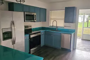 1167 Memorial Dr, Avon Park, FL 33825 - Photo 3