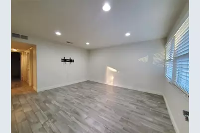 3107 W Horatio Street #B22, Tampa, FL 33609 - Photo 3