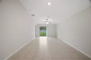 13351 Willow Bluestar Loop, Riverview, FL 33579 - Photo 5