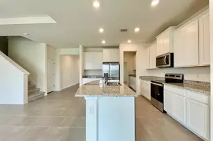 5520 Hollingworth Trl, Wesley Chapel, FL 33545 - Photo 11