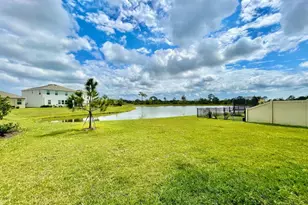 5520 Hollingworth Trl, Wesley Chapel, FL 33545 - Photo 45
