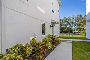 4722 Legacy Park Dr, Tampa, FL 33611 - Photo 19