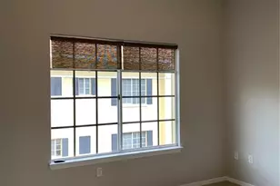 5208 Hampton Beach Pl, Tampa, FL 33609 - Photo 15