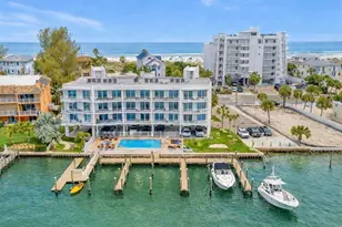 10091 Gulf Blvd, Treasure Island, FL 33706 - Photo 1