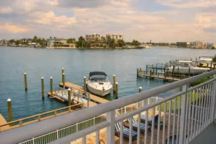 10091 Gulf Blvd, Treasure Island, FL 33706 - Photo 17