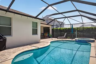 15601 Starling Water Dr, Lithia, FL 33547 - Photo 49
