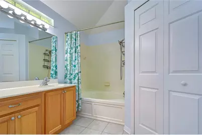 6010 Skylarkcrest Drive, Lithia, FL 33547 - Photo 13