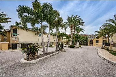 726 Grand Cypress Lane, Tarpon Springs, FL 34689 - Photo 31