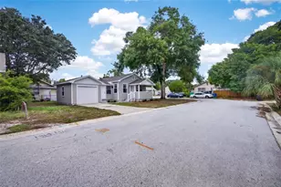 1905 24th St S, Saint Petersburg, FL 33712 - Photo 31