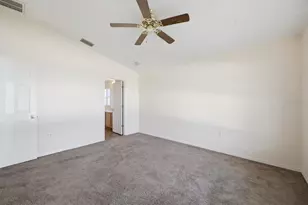 7631 Merchantville Cir, Zephyrhills, FL 33540 - Photo 39