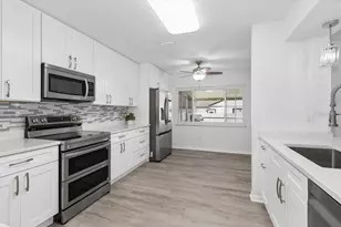 4102 W Bank Ave, Tampa, FL 33624 - Photo 5