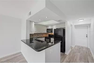 800 Cove Cay Drive #5G, Clearwater, FL 33760 - Photo 5