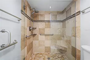 800 Cove Cay Dr, Clearwater, FL 33760 - Photo 19