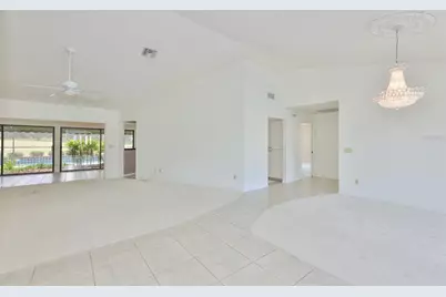1927 E View Drive, Sun City Center, FL 33573 - Photo 7