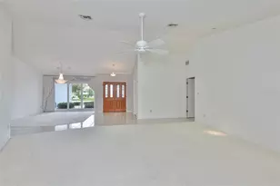 1927 E View Dr, Sun City Center, FL 33573 - Photo 9