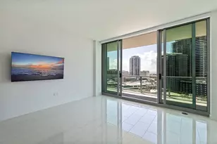 400 Central Ave, Saint Petersburg, FL 33701 - Photo 9
