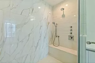 400 Central Ave, Saint Petersburg, FL 33701 - Photo 29