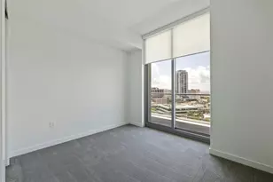400 Central Ave, Saint Petersburg, FL 33701 - Photo 33