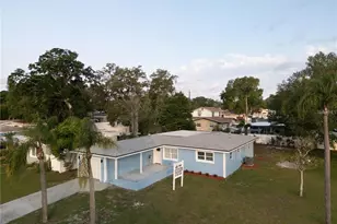 10341 Kumquat Ln, Seminole, FL 33772 - Photo 5
