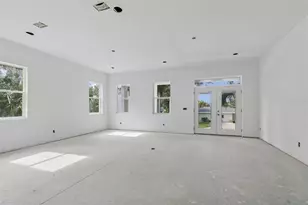 383 Georgia Ave, Crystal Beach, FL 34681 - Photo 23