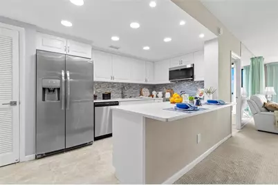 7100 Sunshine Skyway Lane S #704, Saint Petersburg, FL 33711 - Photo 7
