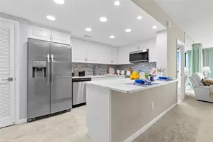 7100 Sunshine Skyway Ln S, Saint Petersburg, FL 33711 - Photo 7