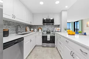 7100 Sunshine Skyway Ln S, Saint Petersburg, FL 33711 - Photo 5