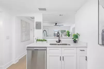 2110 E Nedro Road, Tampa, FL 33604 - Photo 7