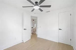 2110 E Nedro Rd, Tampa, FL 33604 - Photo 25