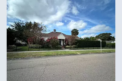 701 29th Avenue N, Saint Petersburg, FL 33704 - Photo 1